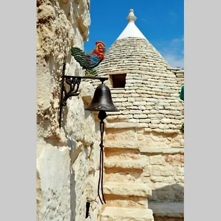 Trulli Monteforte * Villa Castelli
