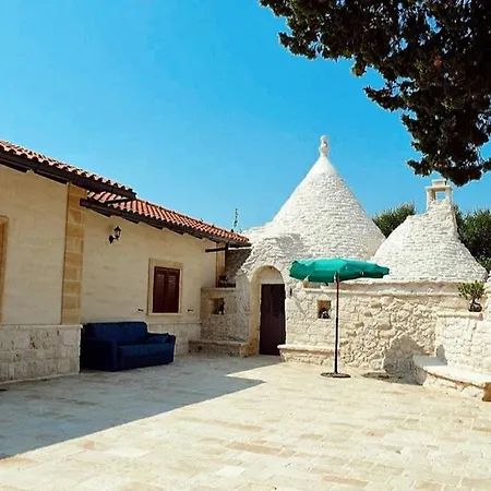 Trulli Monteforte * Villa Castelli